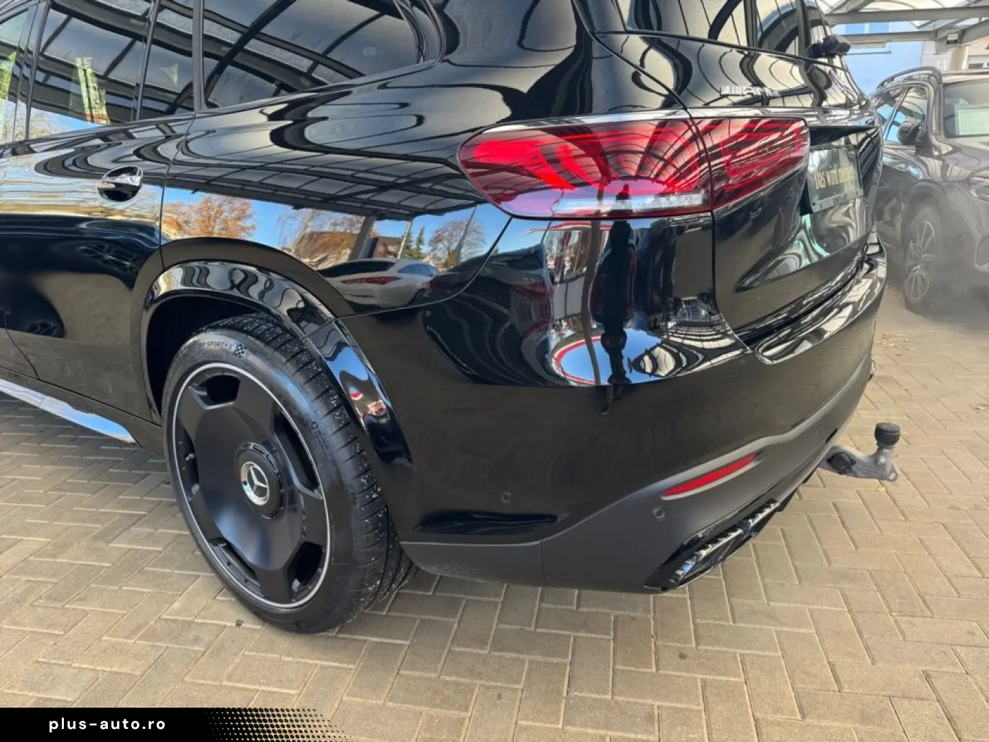 MERCEDES-BENZ GLS 63 AMG 4M  PANO DISTR AHK HEAD-UP 360 KAM