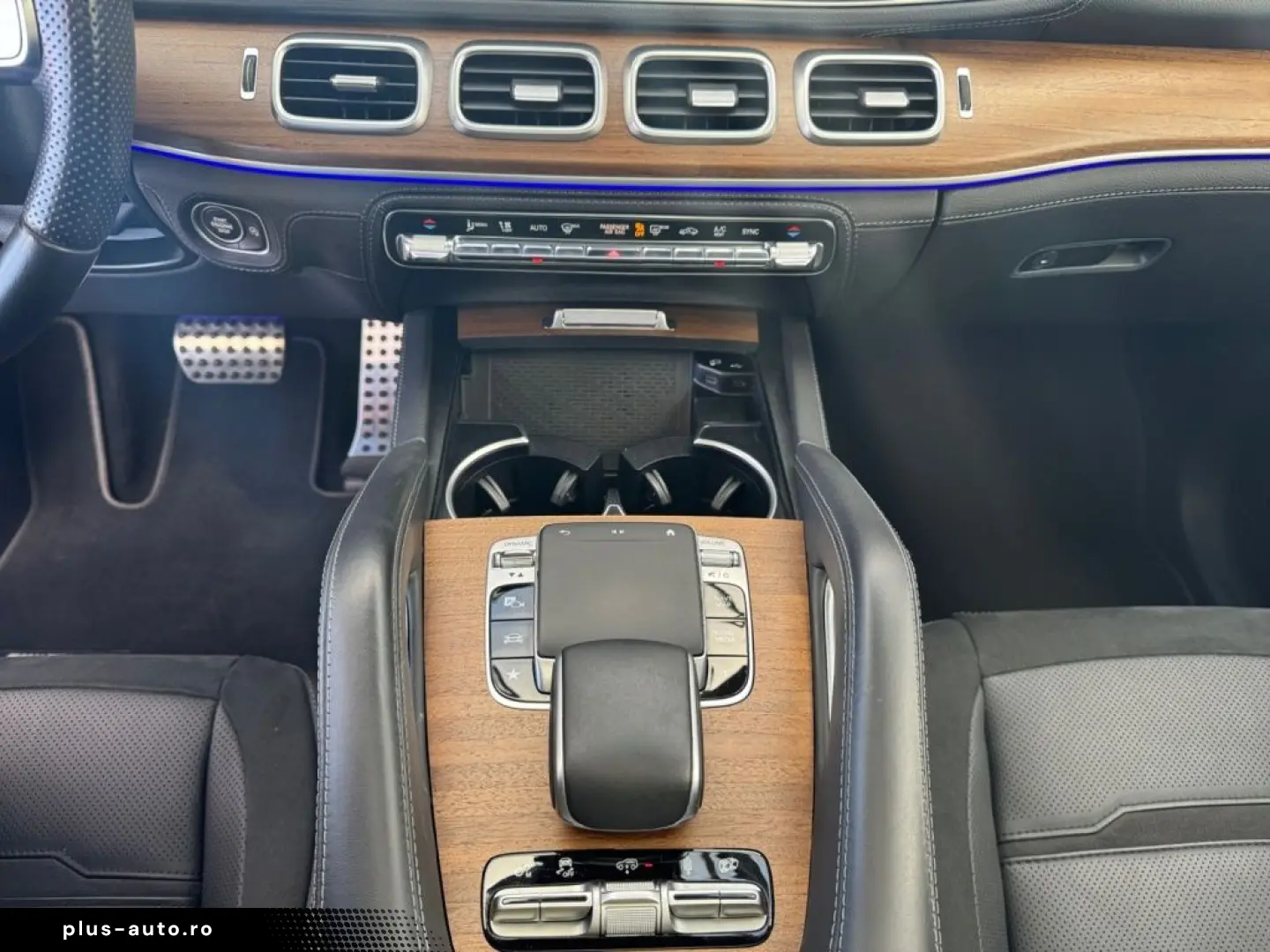 MERCEDES-BENZ GLS 63 AMG 4M  PANO DISTR AHK HEAD-UP 360 KAM