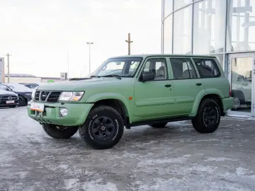 Nissan Patrol V 5-door (Y61) 3.0 Di 16V