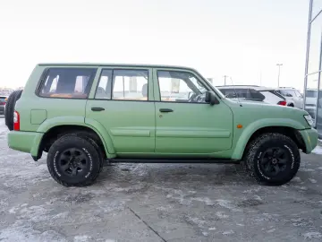 Nissan Patrol V 5-door (Y61) 3.0 Di 16V