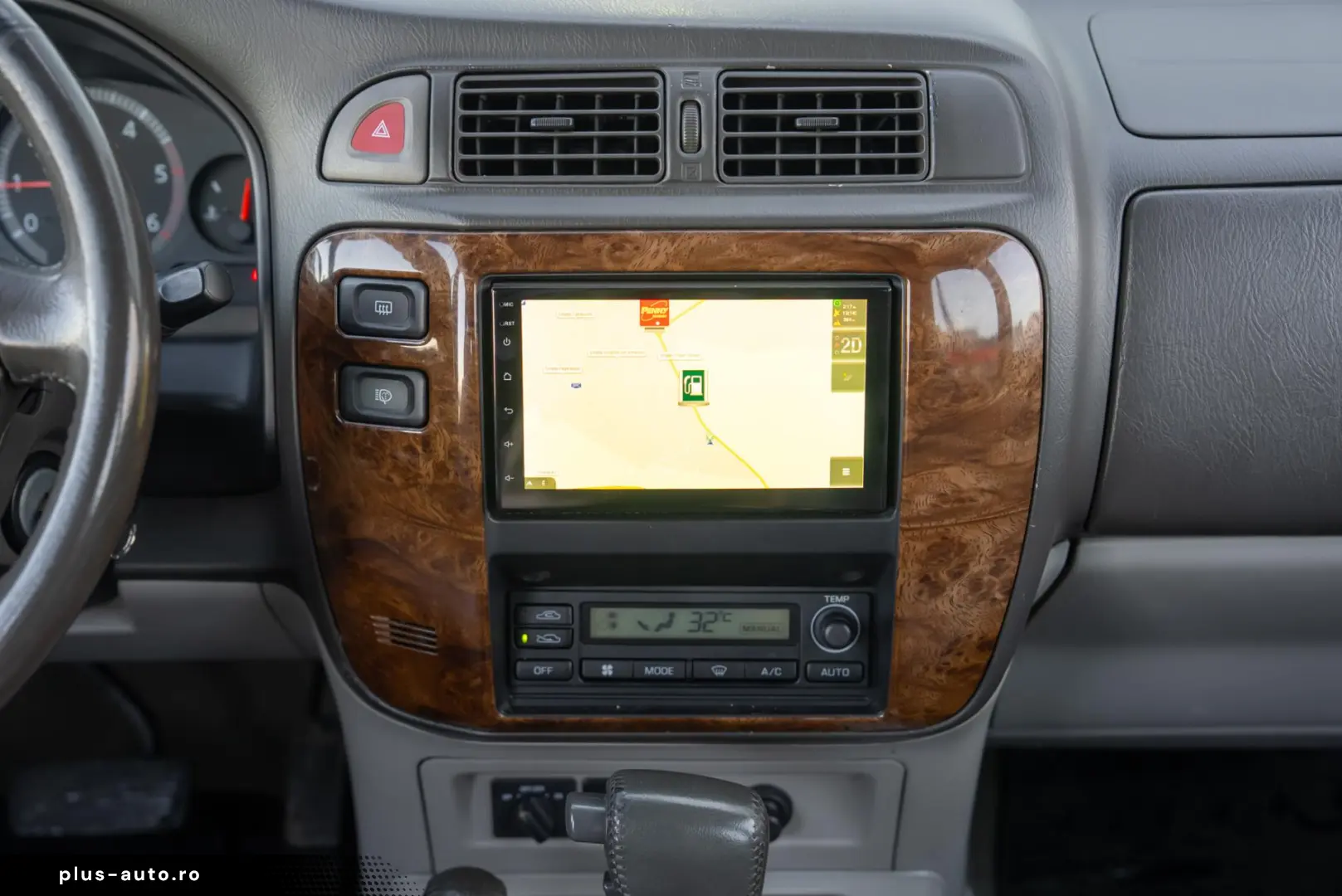 Nissan Patrol V 5-door (Y61) 3.0 Di 16V