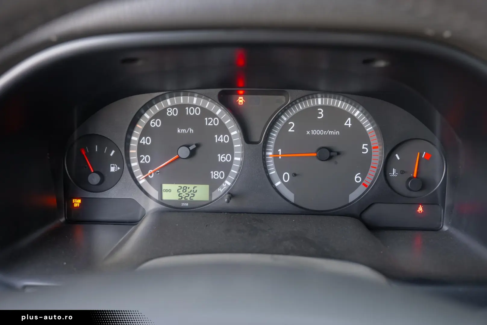 Nissan Patrol V 5-door (Y61) 3.0 Di 16V