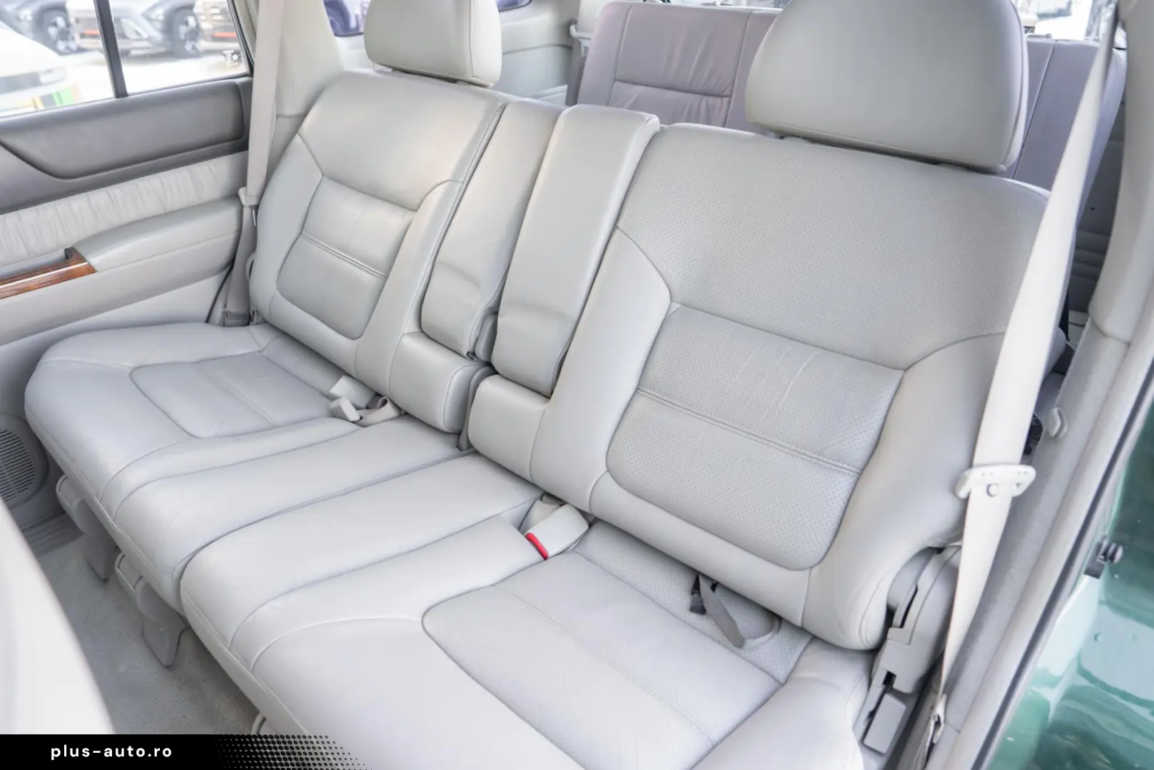 Nissan Patrol V 5-door (Y61) 3.0 Di 16V