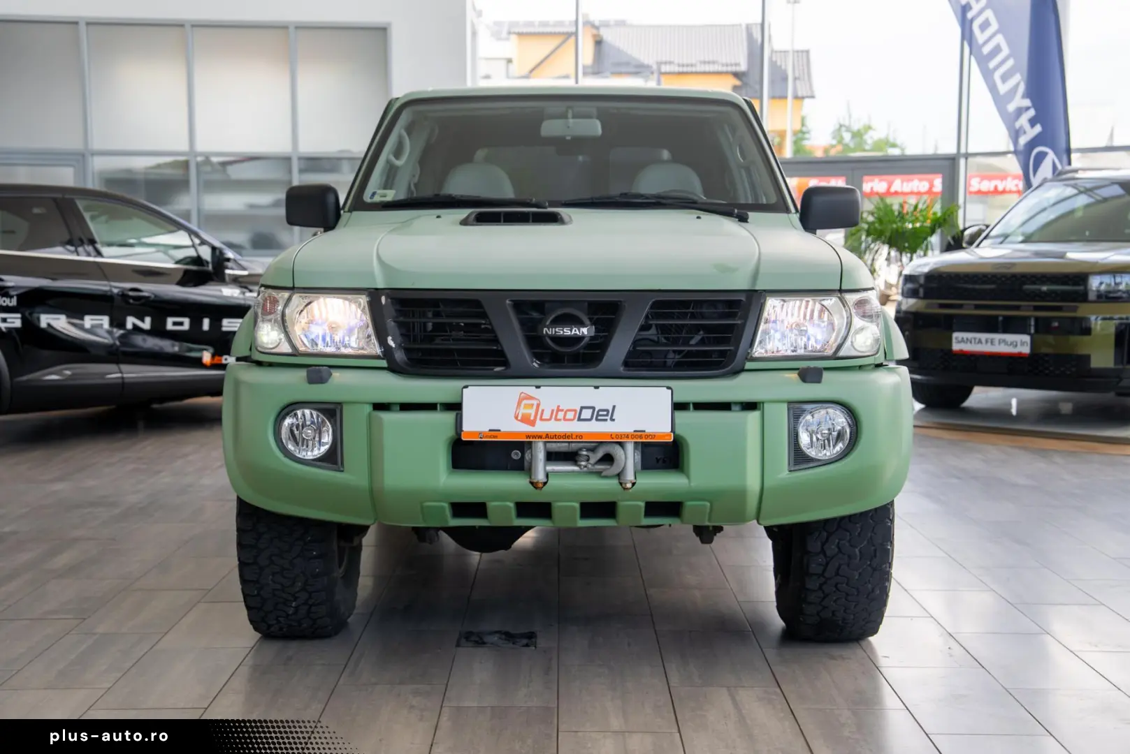 Nissan Patrol V 5-door (Y61) 3.0 Di 16V