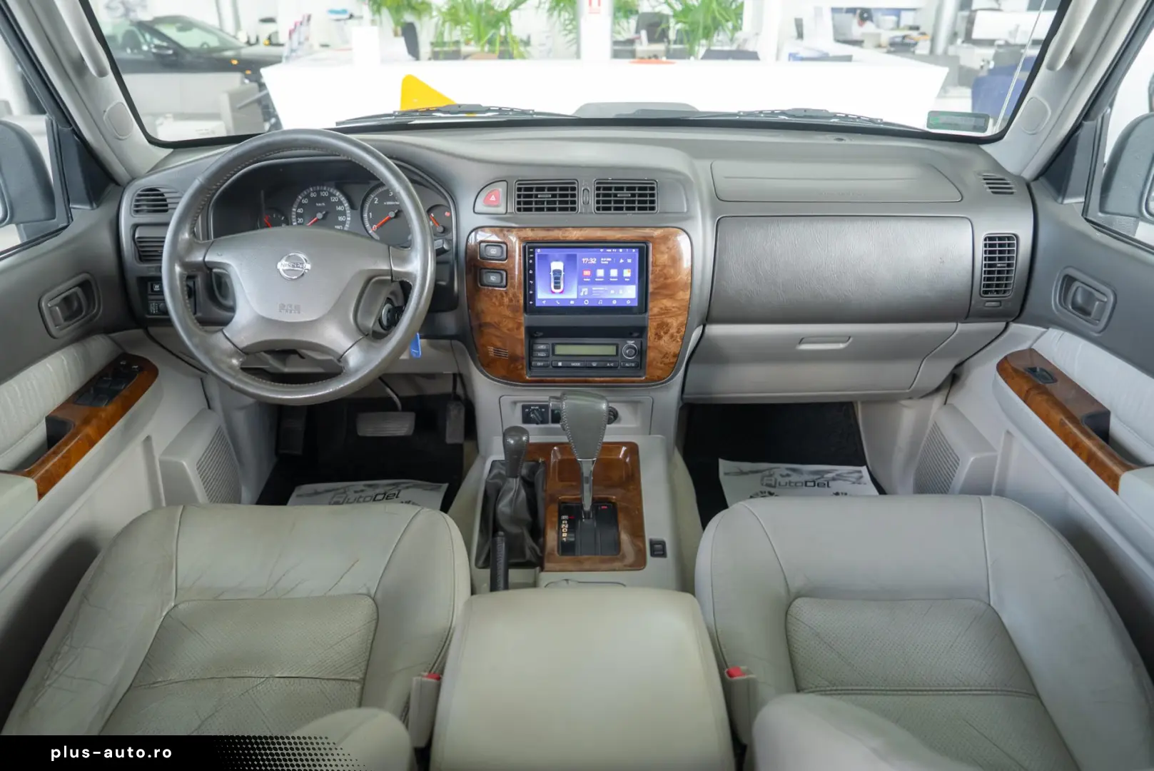 Nissan Patrol V 5-door (Y61) 3.0 Di 16V