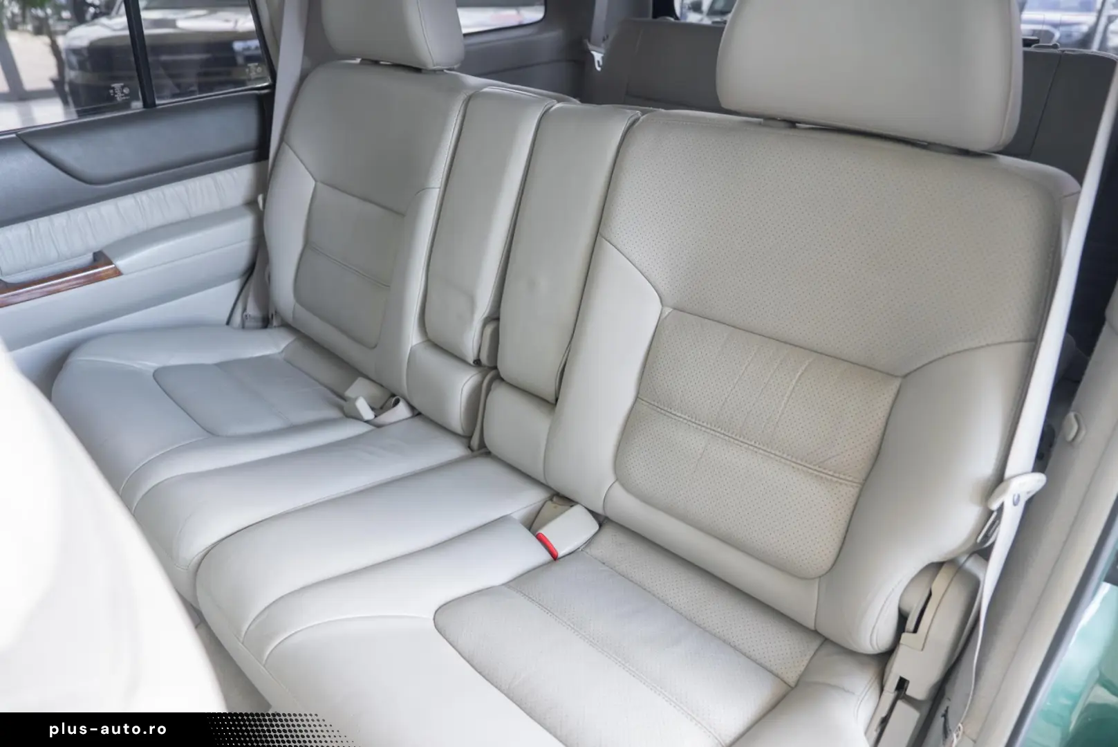 Nissan Patrol V 5-door (Y61) 3.0 Di 16V