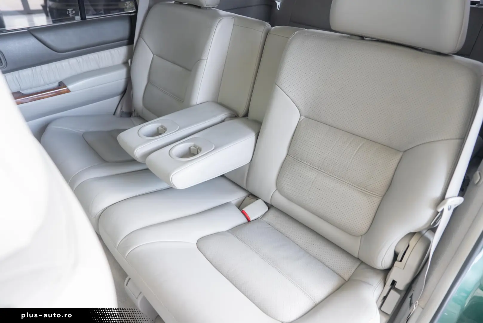 Nissan Patrol V 5-door (Y61) 3.0 Di 16V