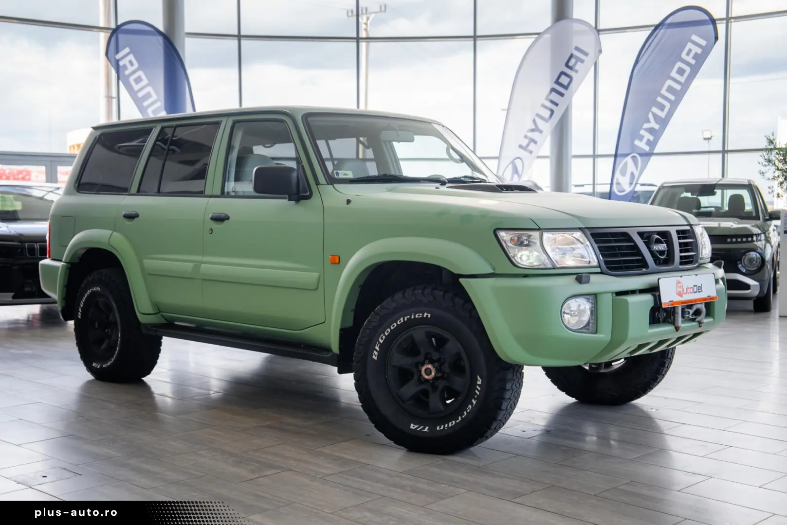 Nissan Patrol V 5-door (Y61) 3.0 Di 16V
