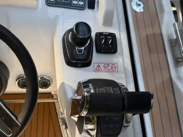 AMBARCATIUNE SPORT BAVARIA S 29 LIVRARE DIN STOC