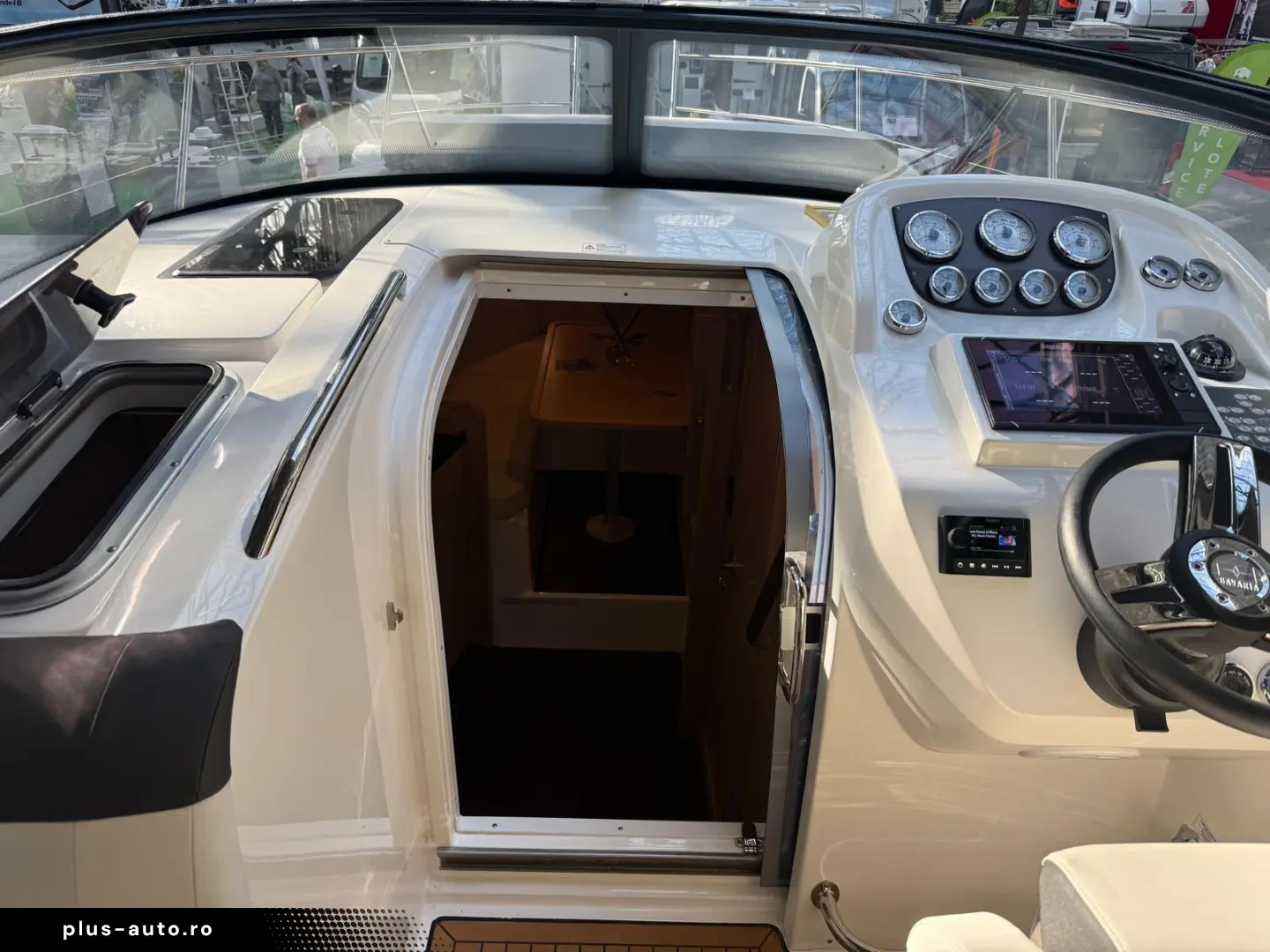 AMBARCATIUNE SPORT BAVARIA S 29 LIVRARE DIN STOC