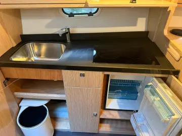 AMBARCATIUNE SPORT BAVARIA S 29 LIVRARE DIN STOC