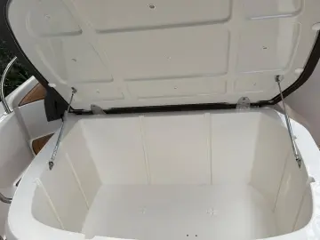 AMBARCATIUNE SPORT BAVARIA S 29 LIVRARE DIN STOC