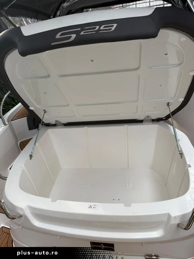 AMBARCATIUNE SPORT BAVARIA S 29 LIVRARE DIN STOC