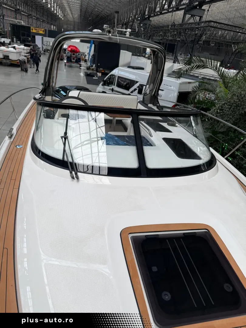 AMBARCATIUNE SPORT BAVARIA S 29 LIVRARE DIN STOC