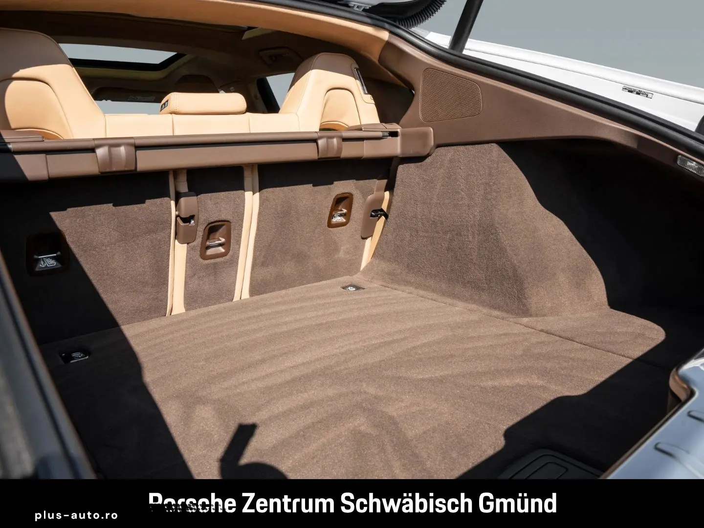 PORSCHE Panamera GTS Burmester InnoDrive Rückfahrkamera