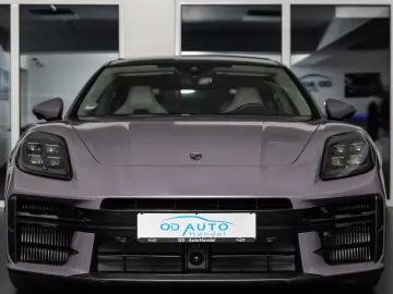 PORSCHE Panamera Turbo E-Hybrid SportDesign