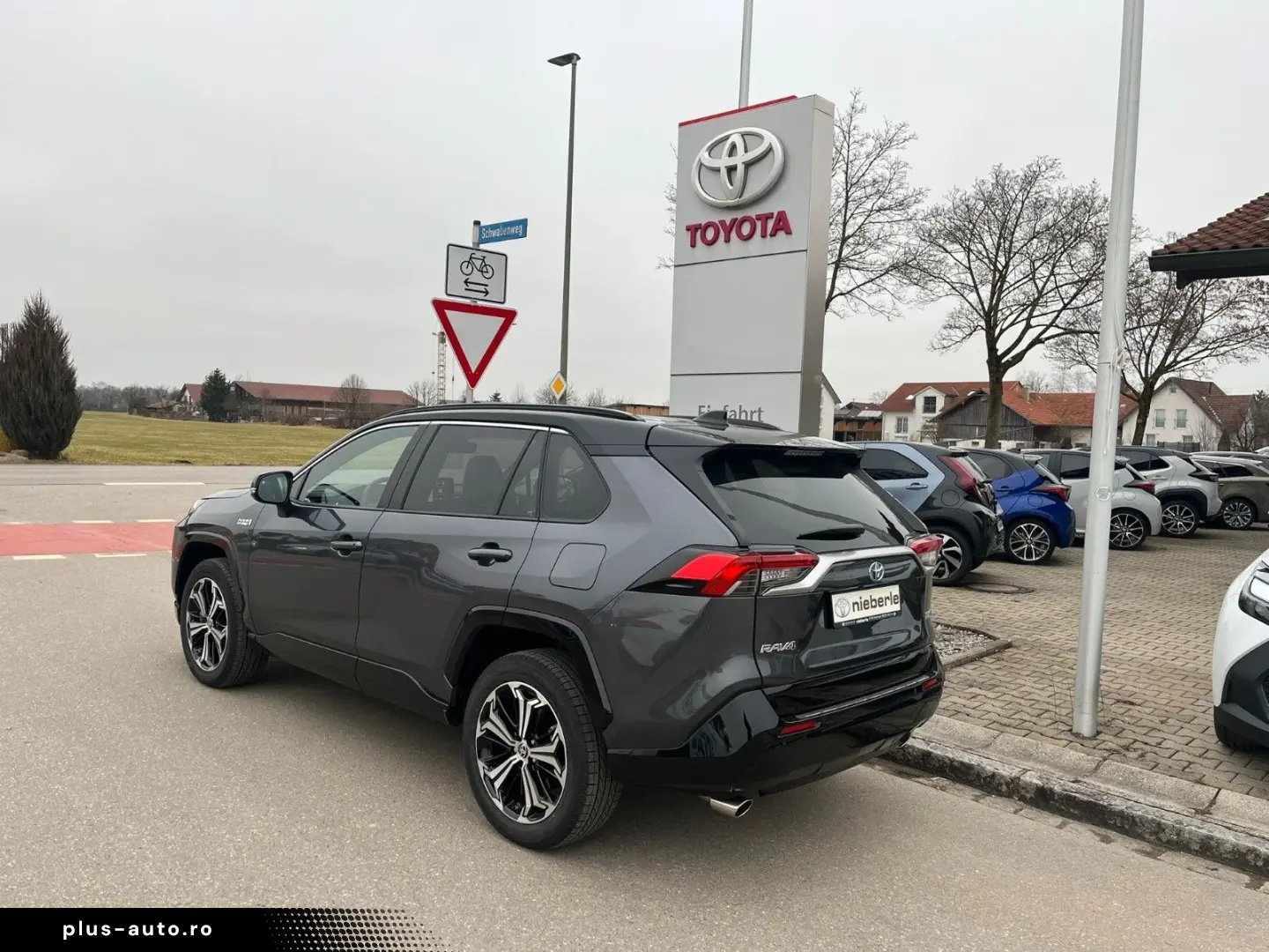 TOYOTA RAV4 Plug-in Hybrid 4x4 Style