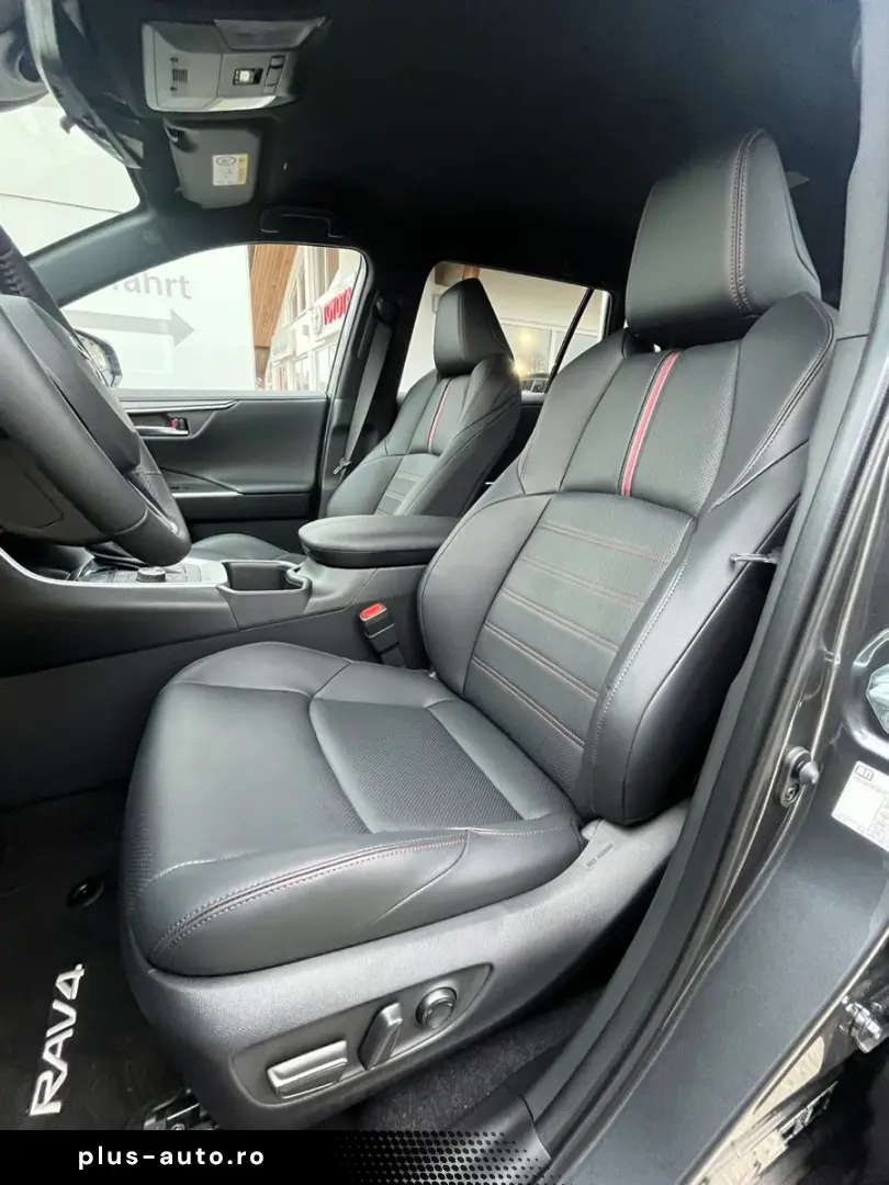 TOYOTA RAV4 Plug-in Hybrid 4x4 Style