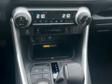TOYOTA RAV4 Plug-in Hybrid 4x4 Style