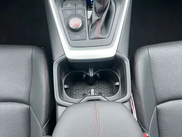 TOYOTA RAV4 Plug-in Hybrid 4x4 Style