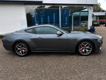 FORD Mustang Fastback 5.0 V8 GT LED BLIS Sync4 RFK