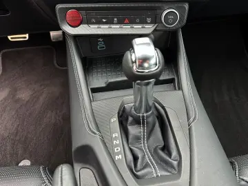 FORD Mustang Fastback 5.0 V8 GT LED BLIS Sync4 RFK