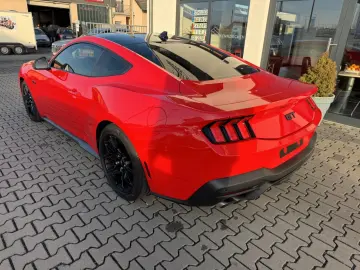 FORD Mustang Fastback 5.0 V8 Styling-Paket  VOLL
