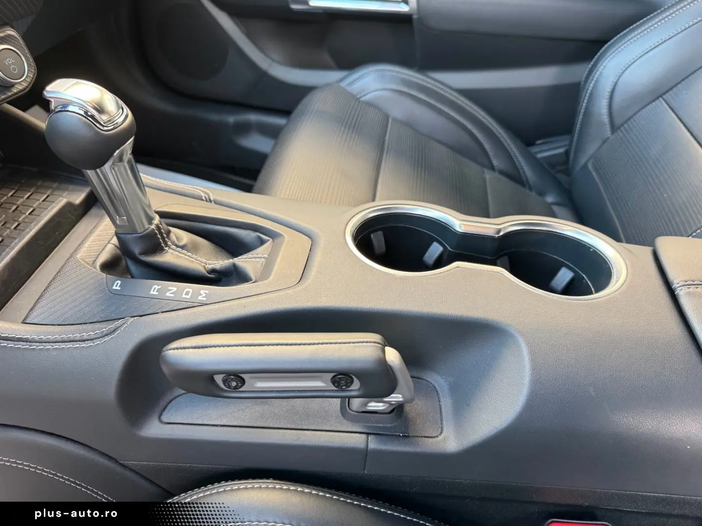 FORD Mustang Fastback 5.0 V8 Styling-Paket  VOLL