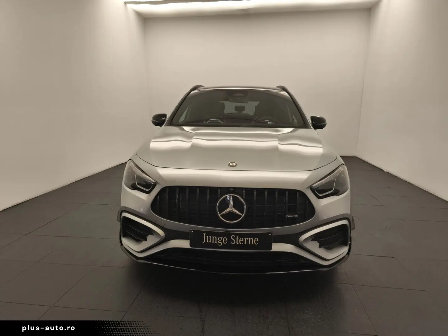 MERCEDES-BENZ GLA 45 S 4M  Premium  PerfoSitz Aero Sitzklima