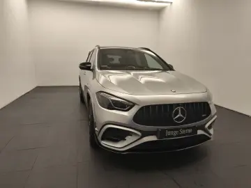 MERCEDES-BENZ GLA 45 S 4M  Premium  PerfoSitz Aero Sitzklima
