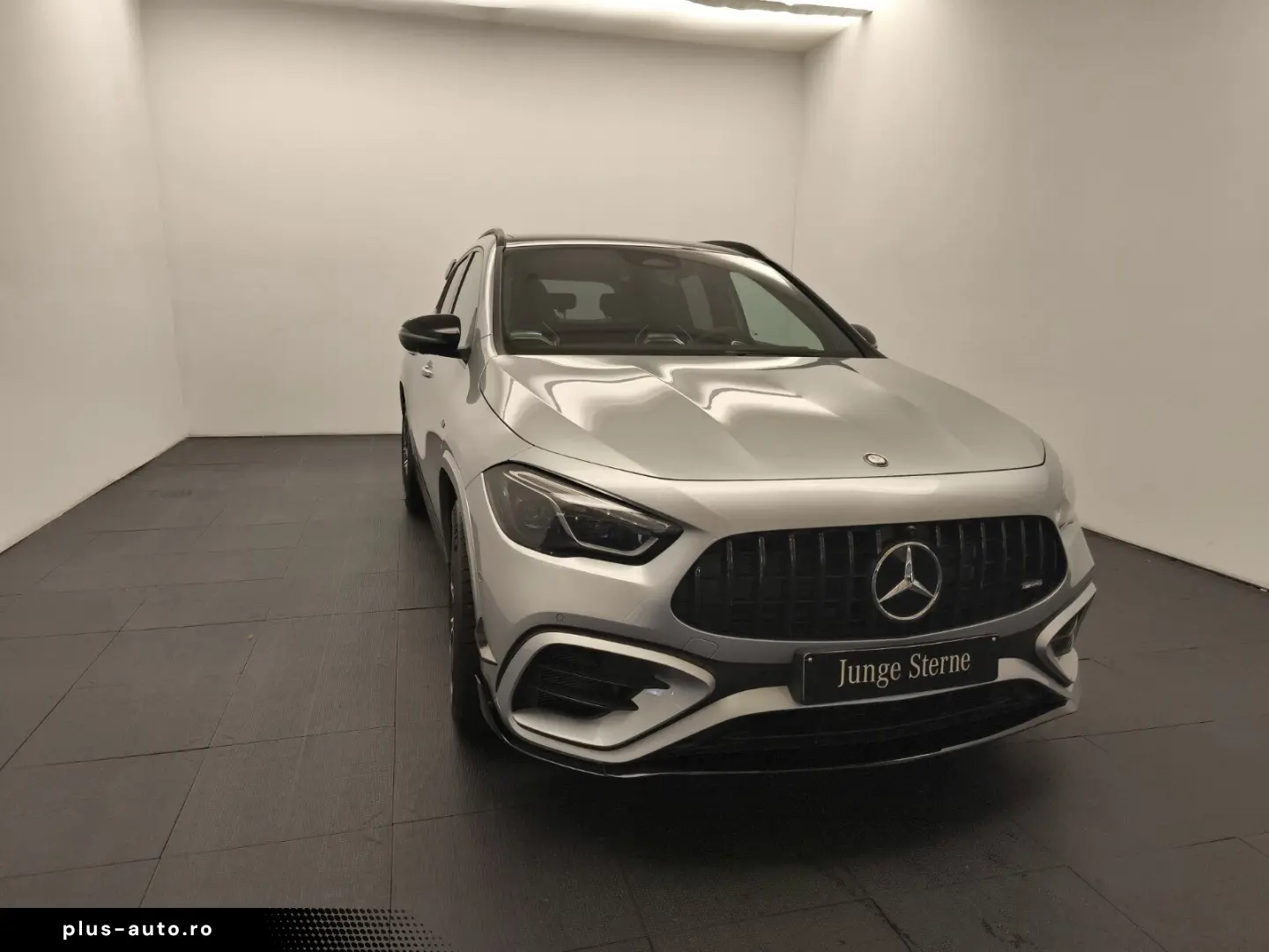 MERCEDES-BENZ GLA 45 S 4M  Premium  PerfoSitz Aero Sitzklima