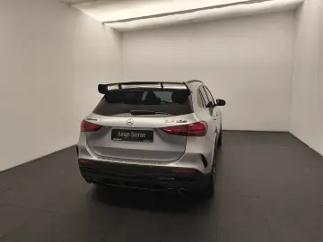 MERCEDES-BENZ GLA 45 S 4M  Premium  PerfoSitz Aero Sitzklima