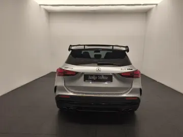 MERCEDES-BENZ GLA 45 S 4M  Premium  PerfoSitz Aero Sitzklima