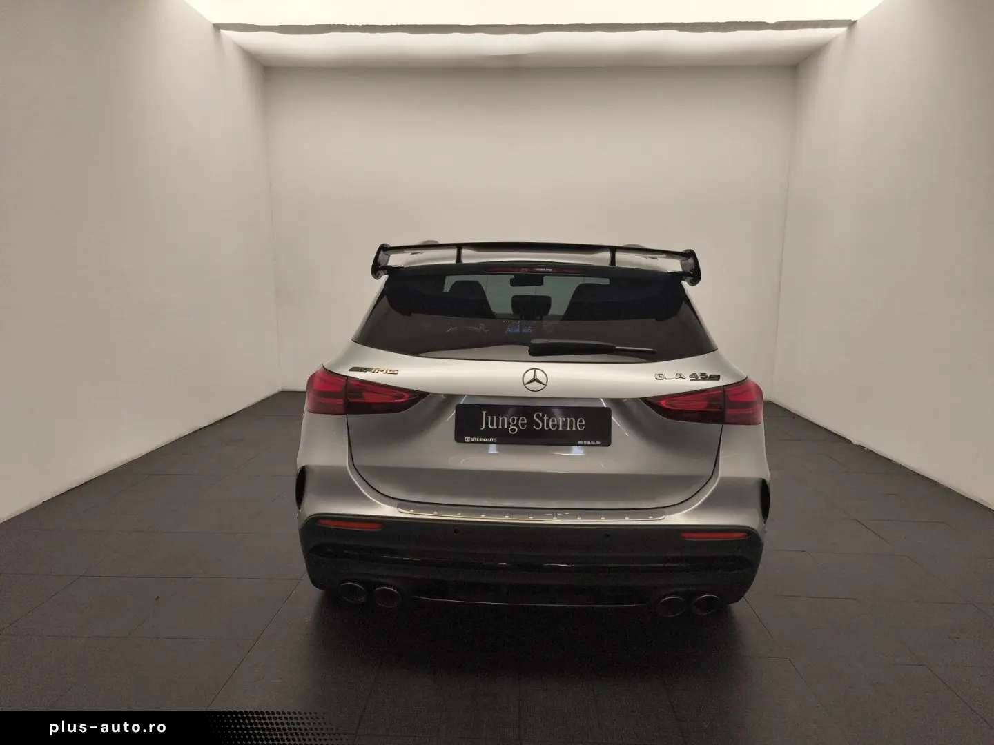 MERCEDES-BENZ GLA 45 S 4M  Premium  PerfoSitz Aero Sitzklima