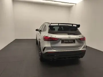 MERCEDES-BENZ GLA 45 S 4M  Premium  PerfoSitz Aero Sitzklima