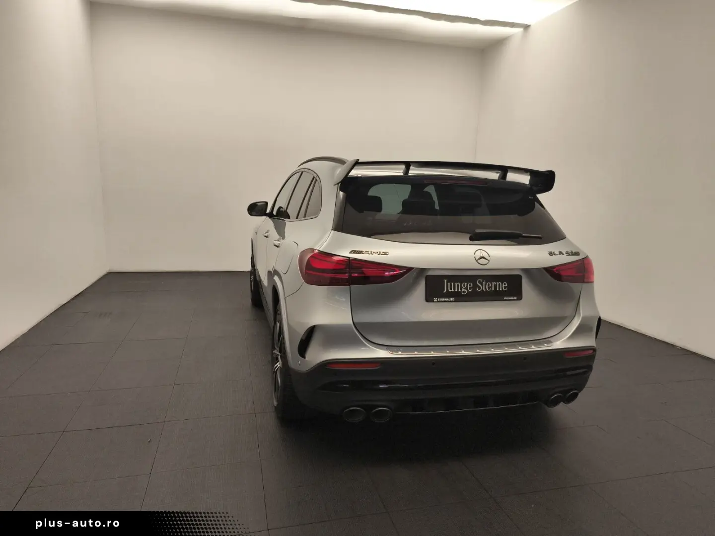 MERCEDES-BENZ GLA 45 S 4M  Premium  PerfoSitz Aero Sitzklima