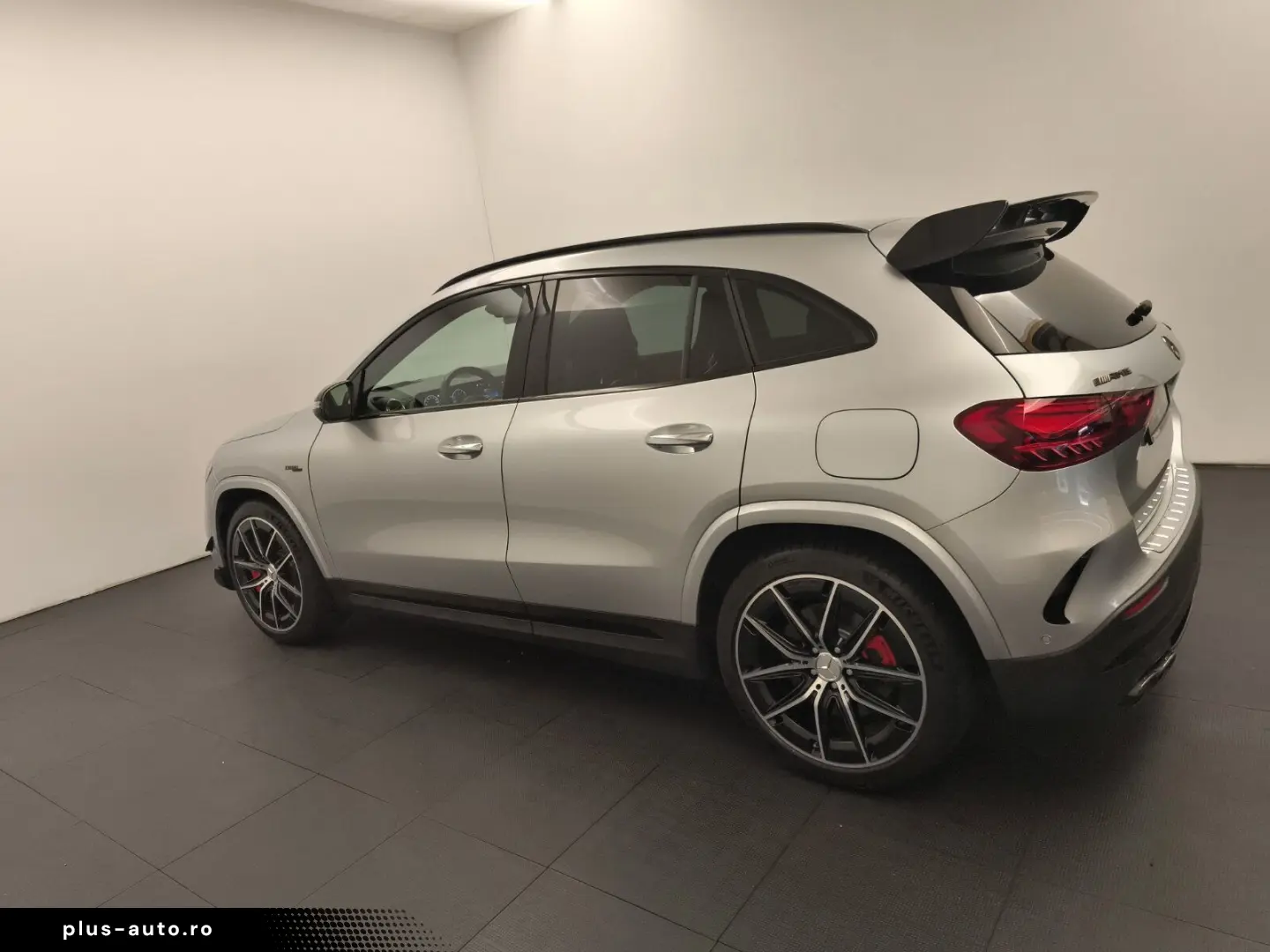 MERCEDES-BENZ GLA 45 S 4M  Premium  PerfoSitz Aero Sitzklima