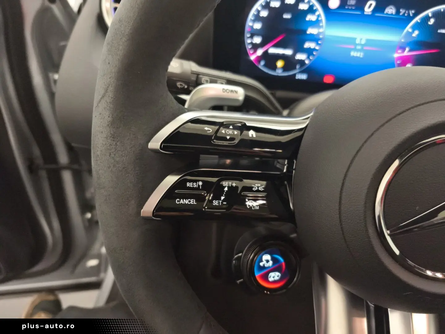 MERCEDES-BENZ GLA 45 S 4M  Premium  PerfoSitz Aero Sitzklima