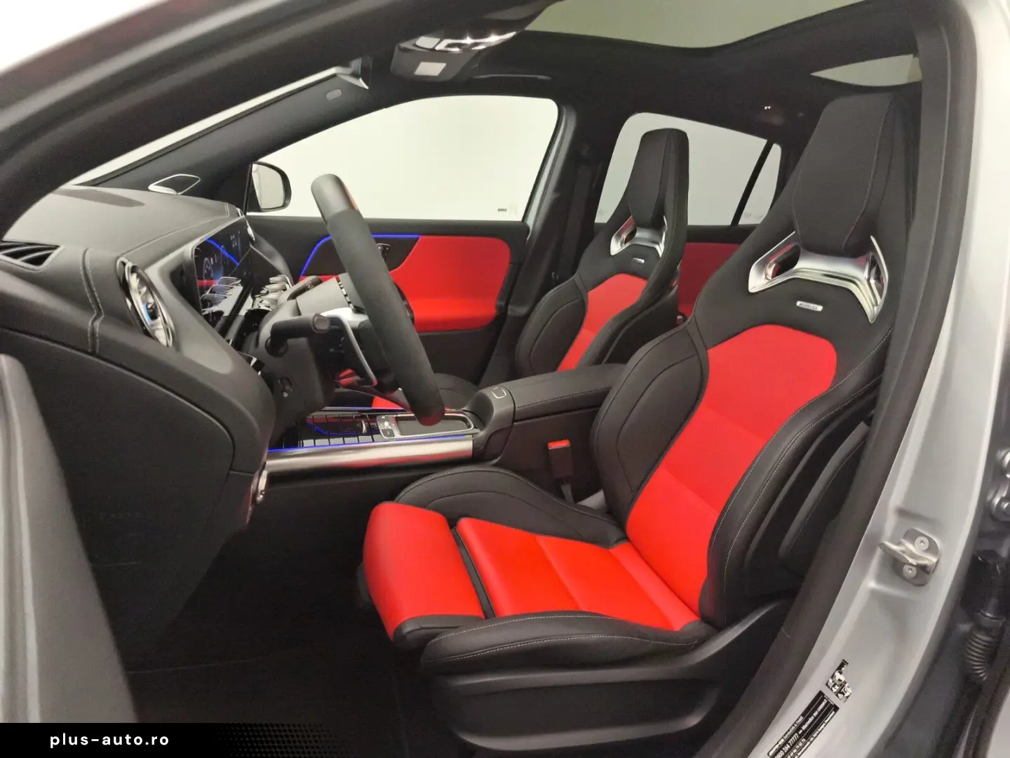 MERCEDES-BENZ GLA 45 S 4M  Premium  PerfoSitz Aero Sitzklima