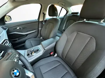BMW Seria 3 an 2023  57500 Km Garantie