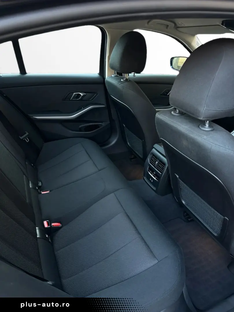 BMW Seria 3 an 2023  57500 Km Garantie