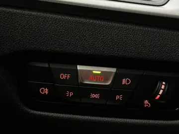 BMW Seria 3 an 2023  57500 Km Garantie