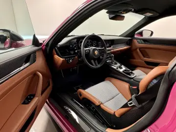 PORSCHE 992 GT3 Touring RUBY-STAR Carbon NP  179.992€