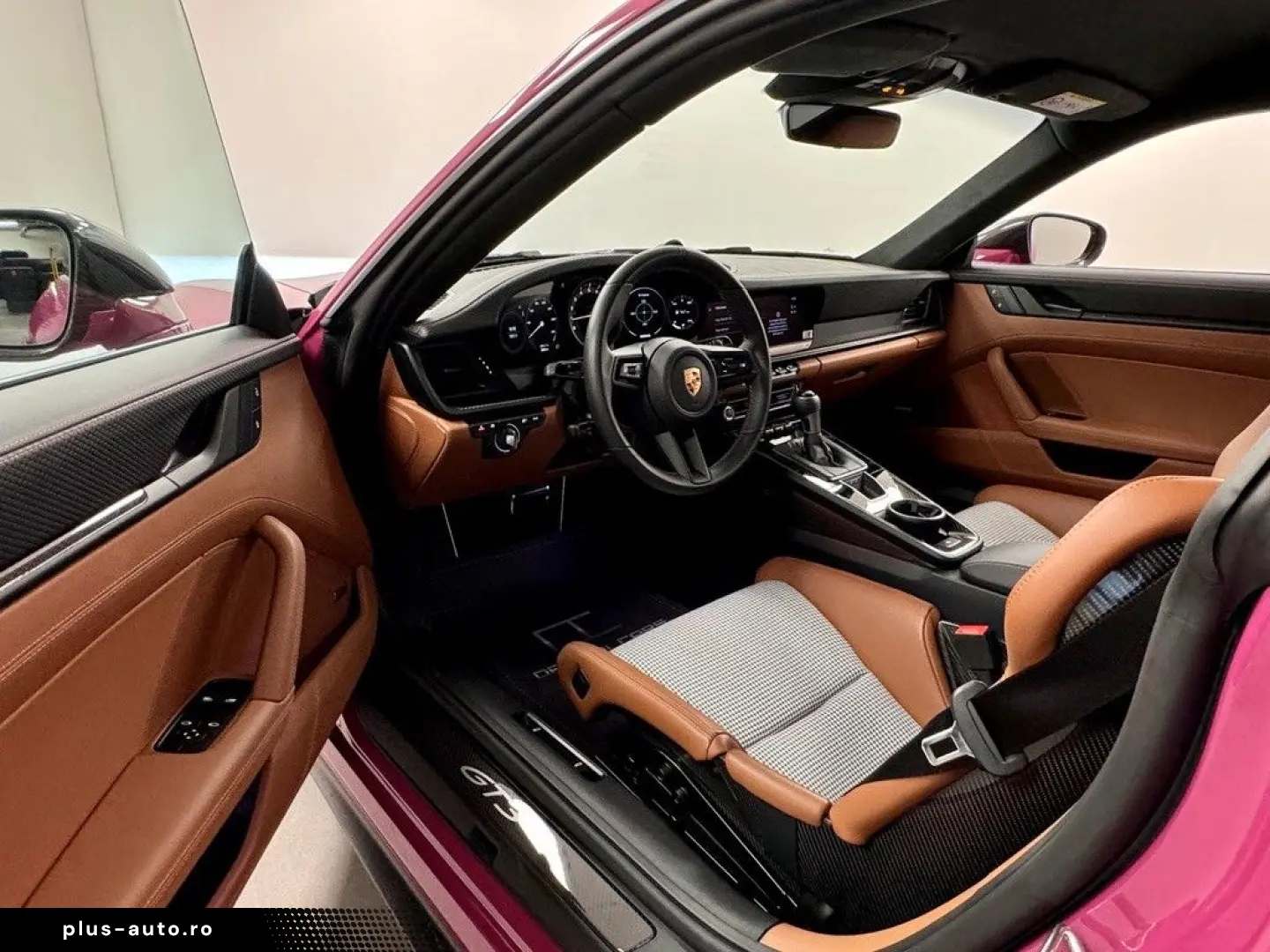 PORSCHE 992 GT3 Touring RUBY-STAR Carbon NP  179.992€