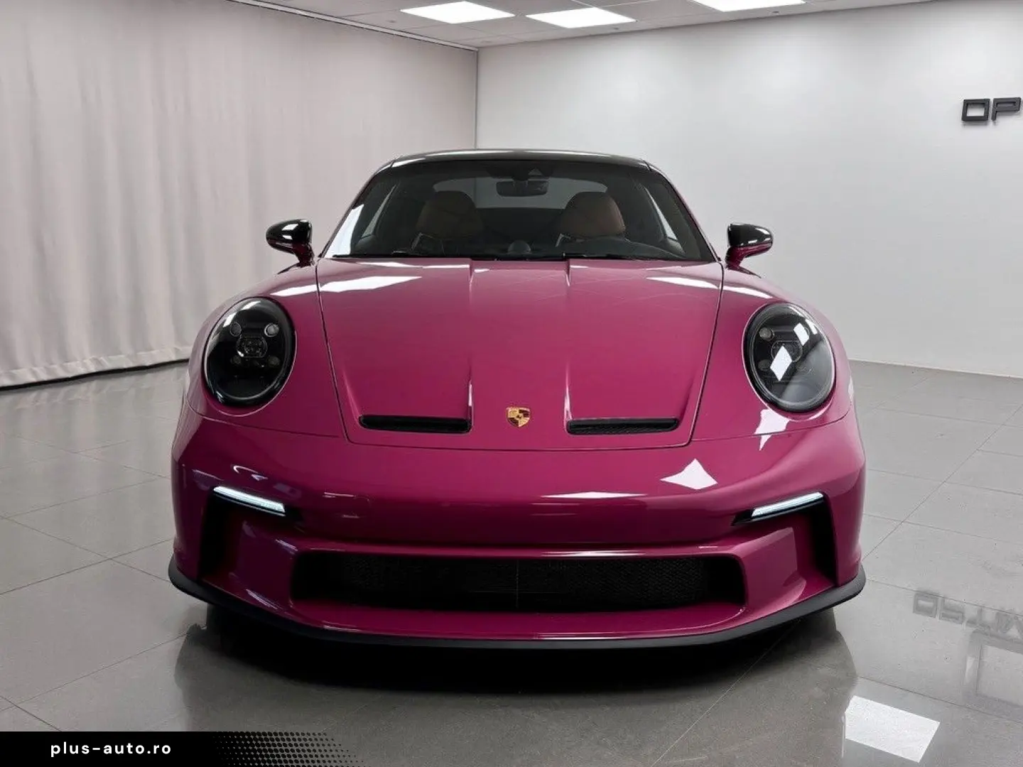 PORSCHE 992 GT3 Touring RUBY-STAR Carbon NP  179.992€