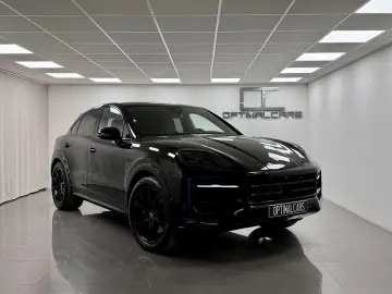 PORSCHE Cayenne E-Hybrid SP-Design 490HP NP  87.192€