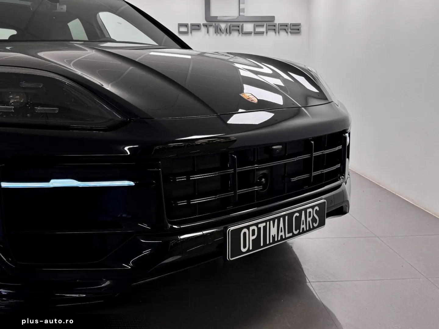 PORSCHE Cayenne E-Hybrid SP-Design 490HP NP  87.192€