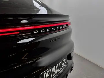 PORSCHE Cayenne E-Hybrid SP-Design 490HP NP  87.192€