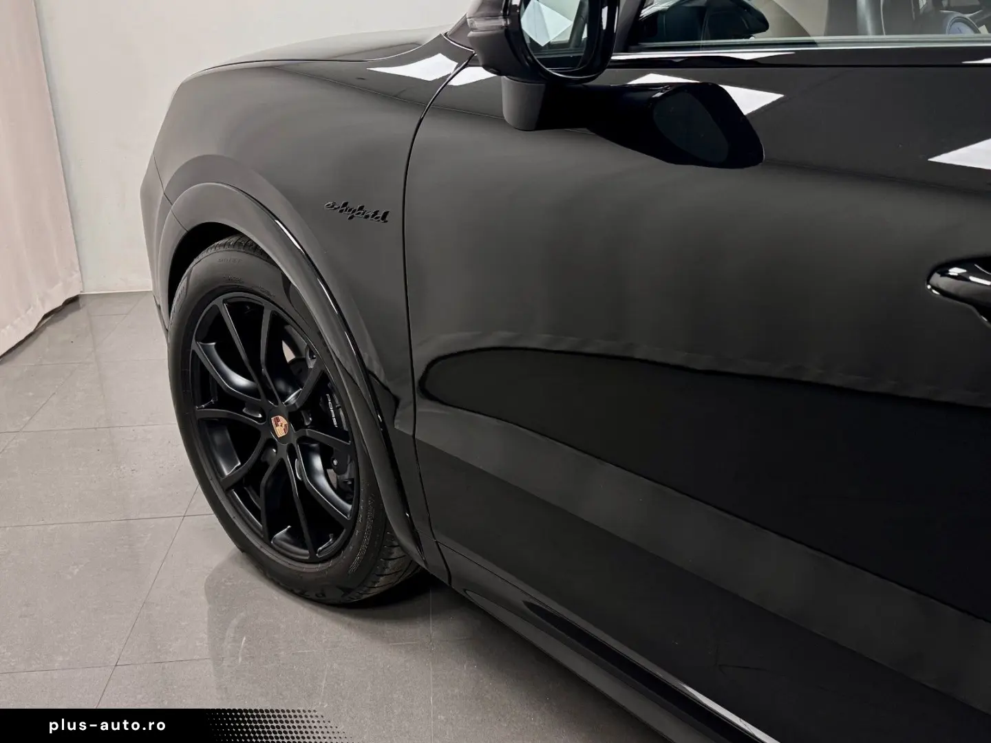 PORSCHE Cayenne E-Hybrid SP-Design 490HP NP  87.192€