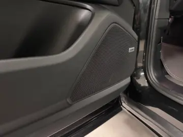 PORSCHE Cayenne E-Hybrid SP-Design 490HP NP  87.192€